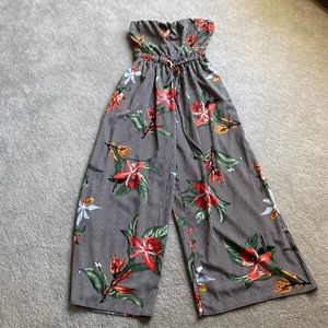 Strapless cute romper